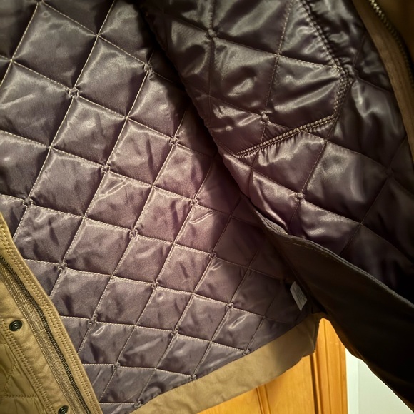 Men's Quilted Green/Brown Vest - Picture 3 of 5